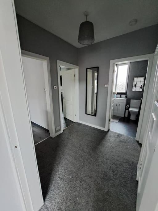 Glasgow Apartment Close To The Airport Renfrew Exterior foto