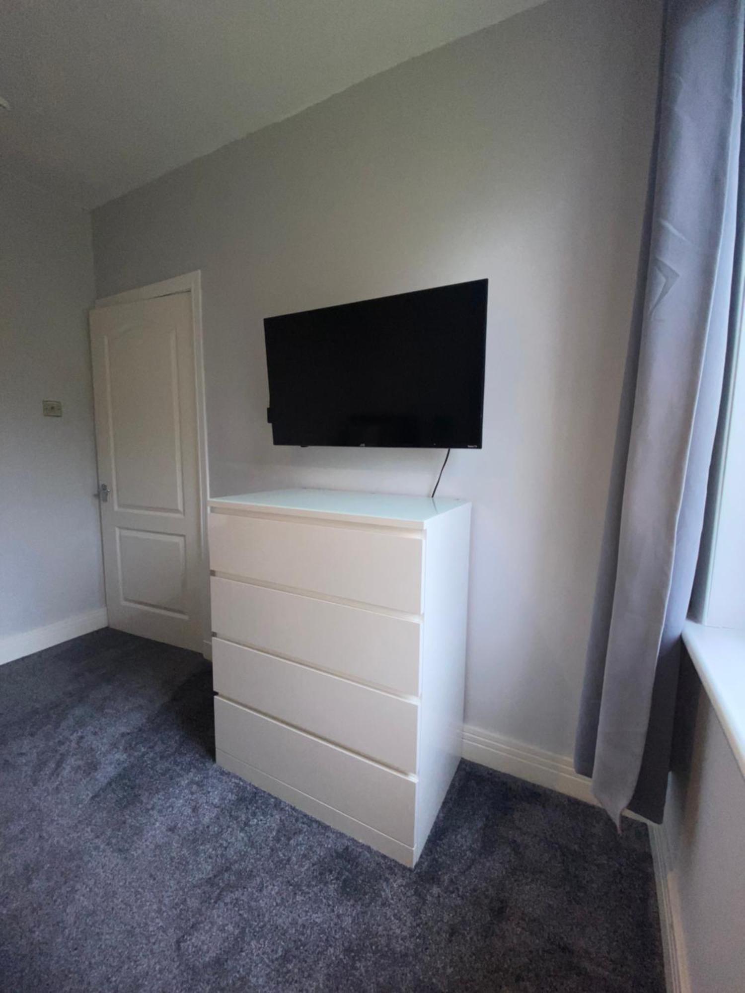 Glasgow Apartment Close To The Airport Renfrew Exterior foto
